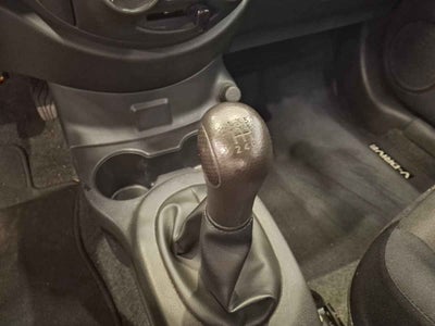 2024 Nissan V-Drive 4p L4/1.6 Man Audio