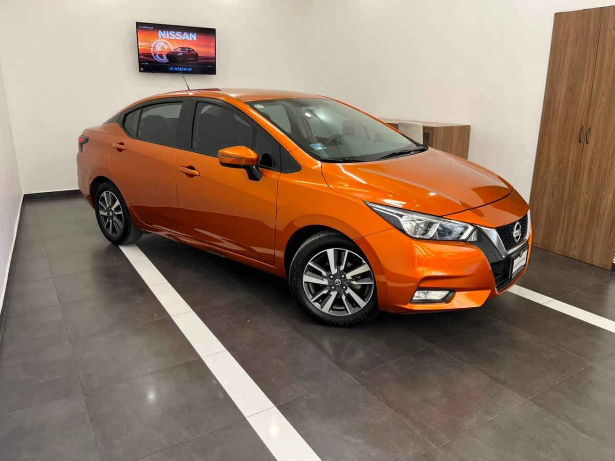 2020 Nissan Versa 4p Advance L4/1.6 Man