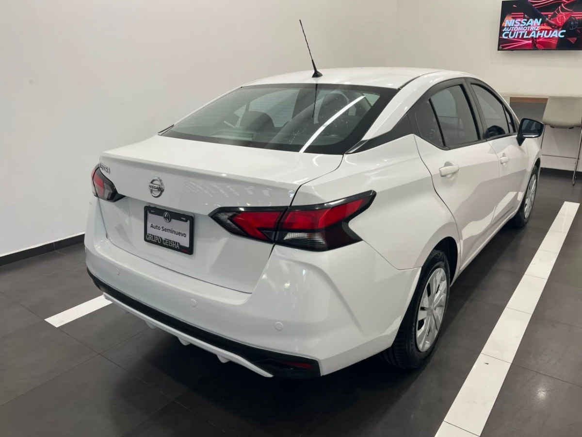 2022 Nissan Versa 4p Sense L4/1.6 Aut