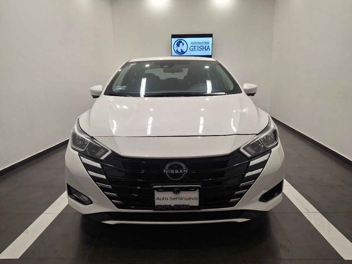 2023 Nissan Versa 4p Advance L4/1.6 Aut