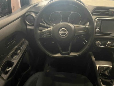 2023 Nissan Versa 4p Sense L4/1.6 Man