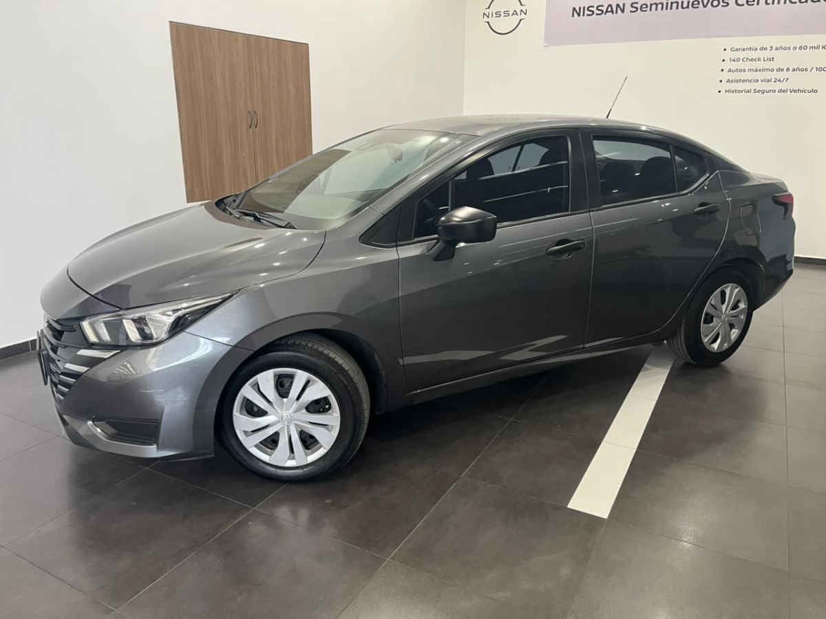 2023 Nissan Versa 4p Sense L4/1.6 Man