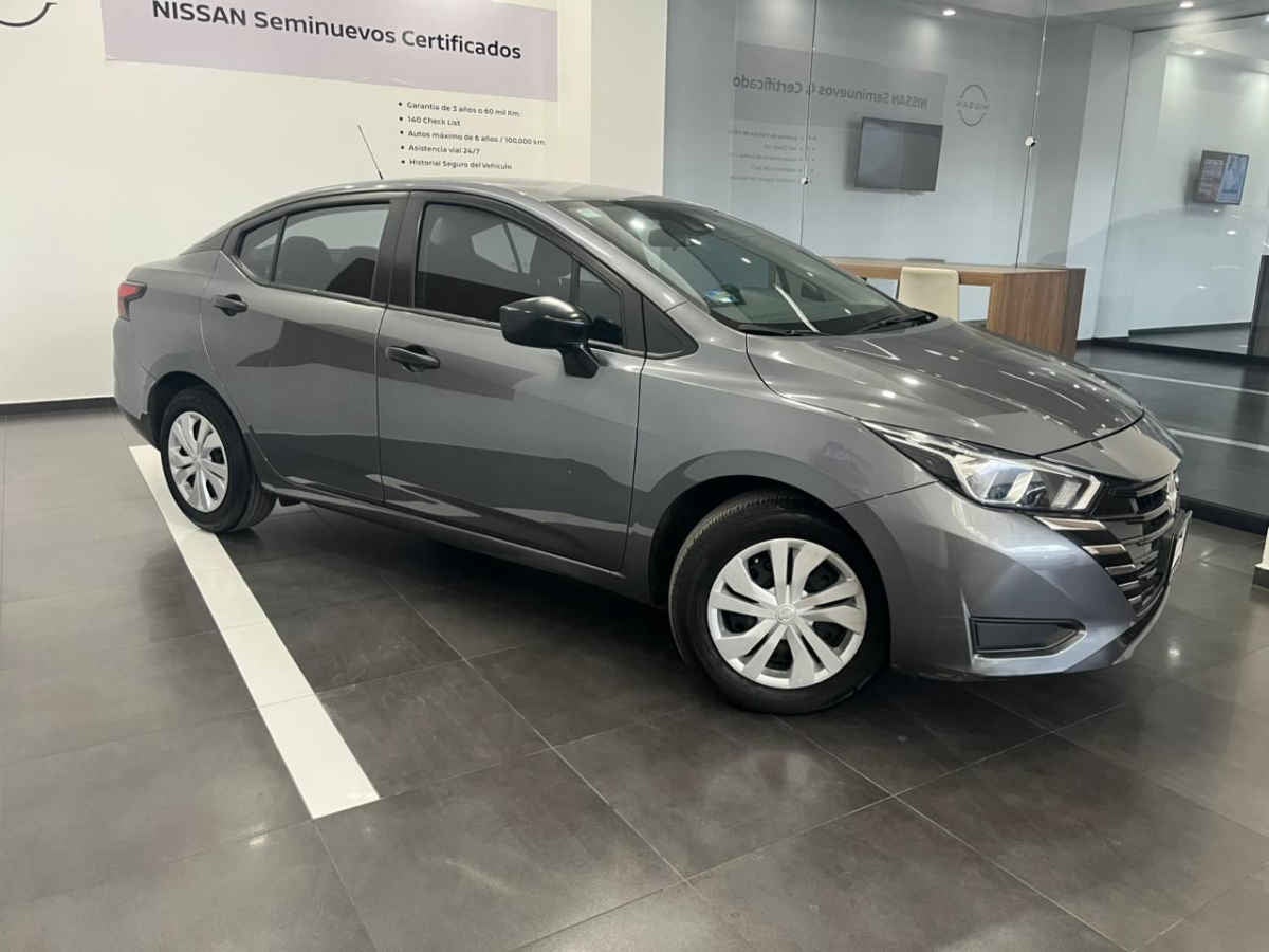 2023 Nissan Versa 4p Sense L4/1.6 Man