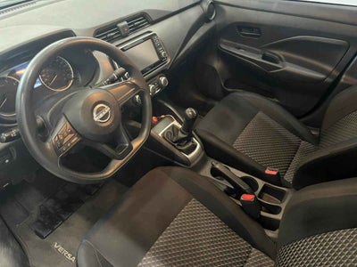 2023 Nissan Versa 4p Sense L4/1.6 Man