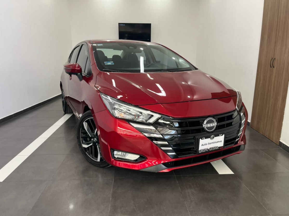 2024 Nissan Versa 4p Exclusive L4/1.6 Aut