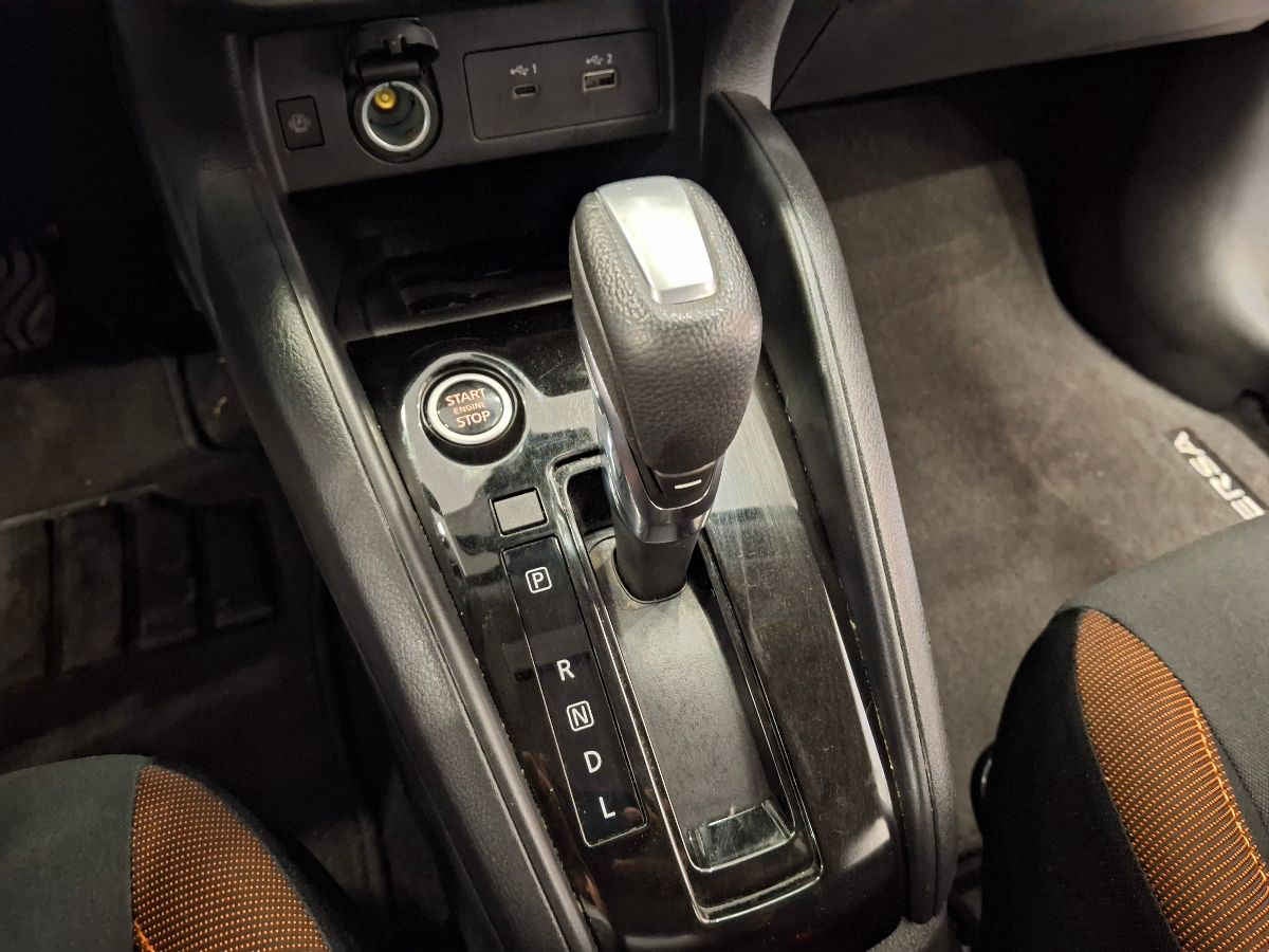 2024 Nissan Versa 4p SR L4/1.6 Aut