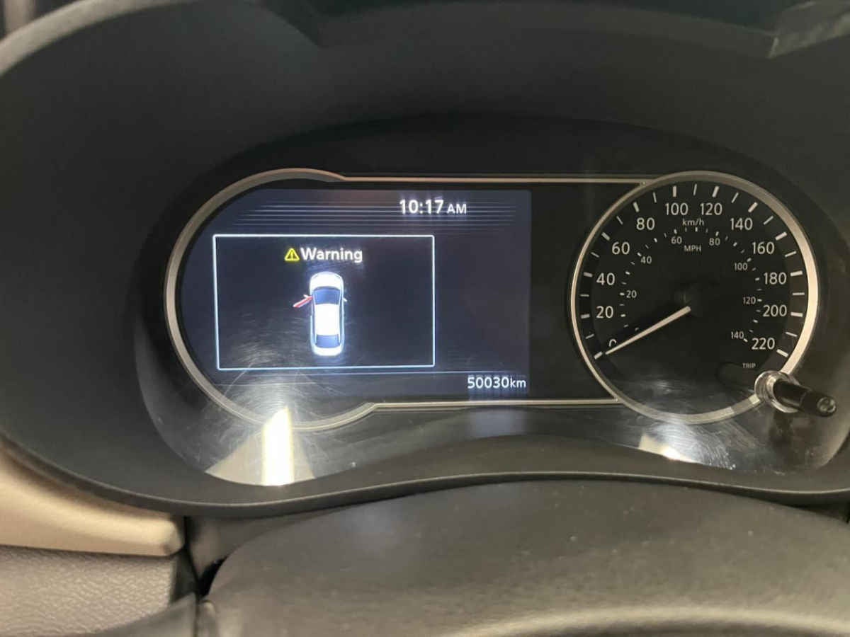 2020 Nissan Versa 4p Advance L4/1.6 Man