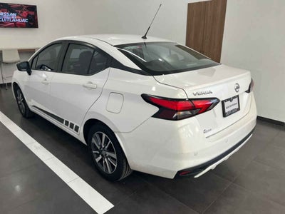 2020 Nissan Versa 4p Advance L4/1.6 Man