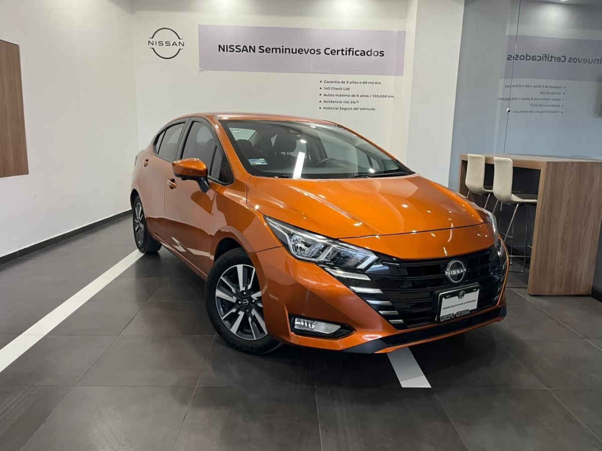 2023 Nissan Versa 4p Advance L4/1.6 Man
