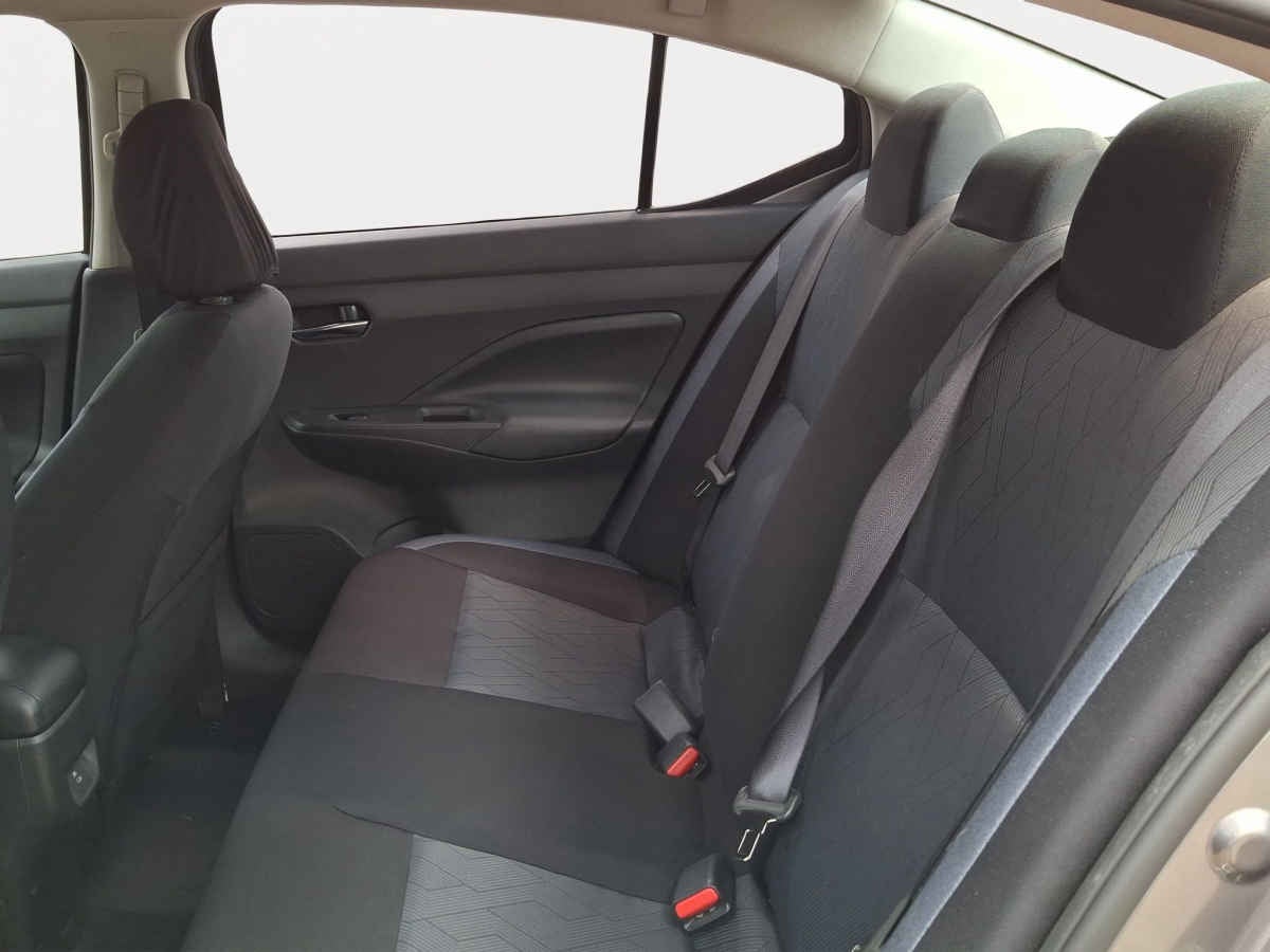 2024 Nissan Versa 4p Exclusive L4/1.6 Aut