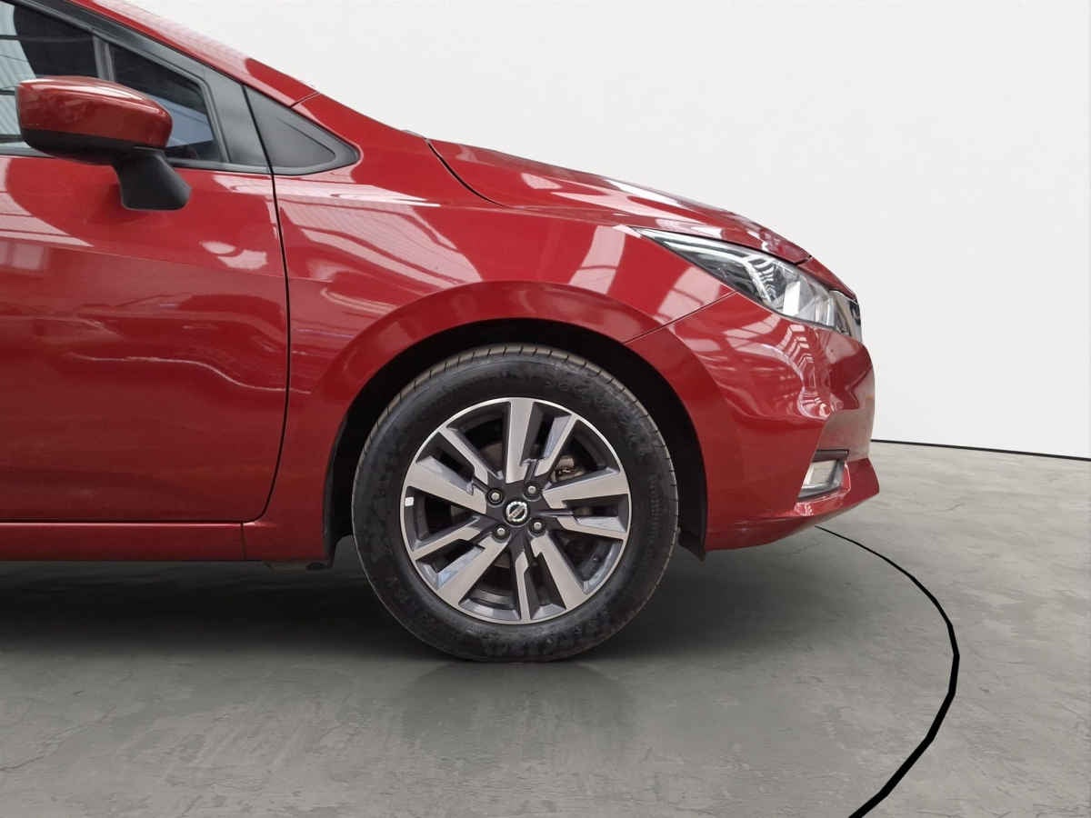 2022 Nissan Versa 4p Advance L4/1.6 Man