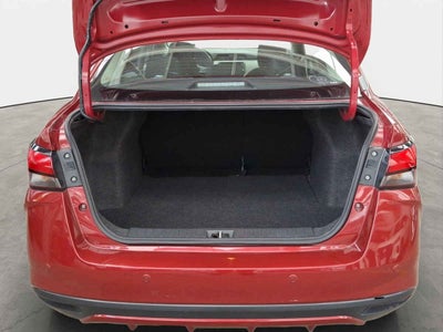 2022 Nissan Versa 4p Advance L4/1.6 Man