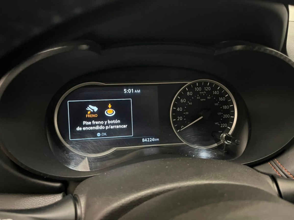 2023 Nissan Versa SR AUT