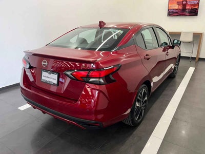 2023 Nissan Versa SR AUT