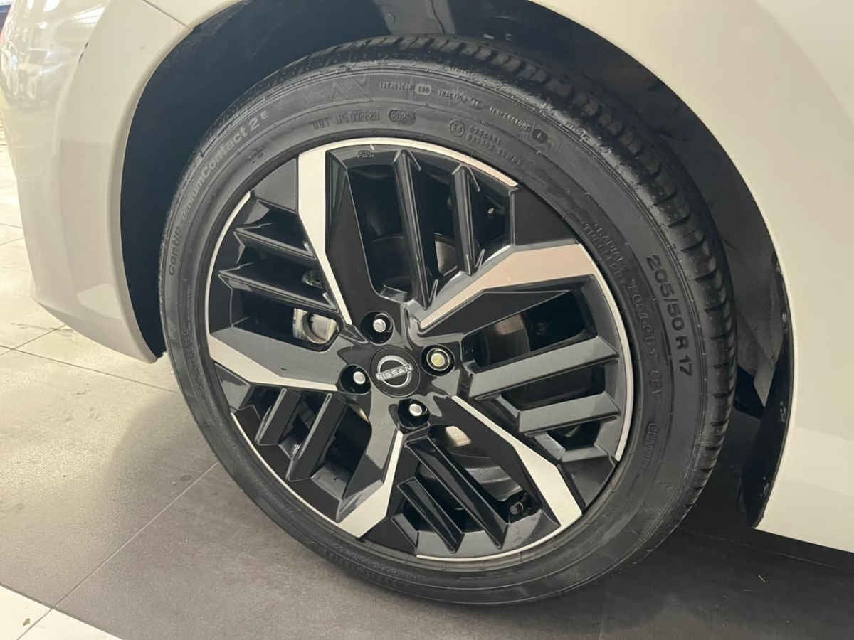 2025 Nissan Versa 4p Exclusive L4/1.6 Aut