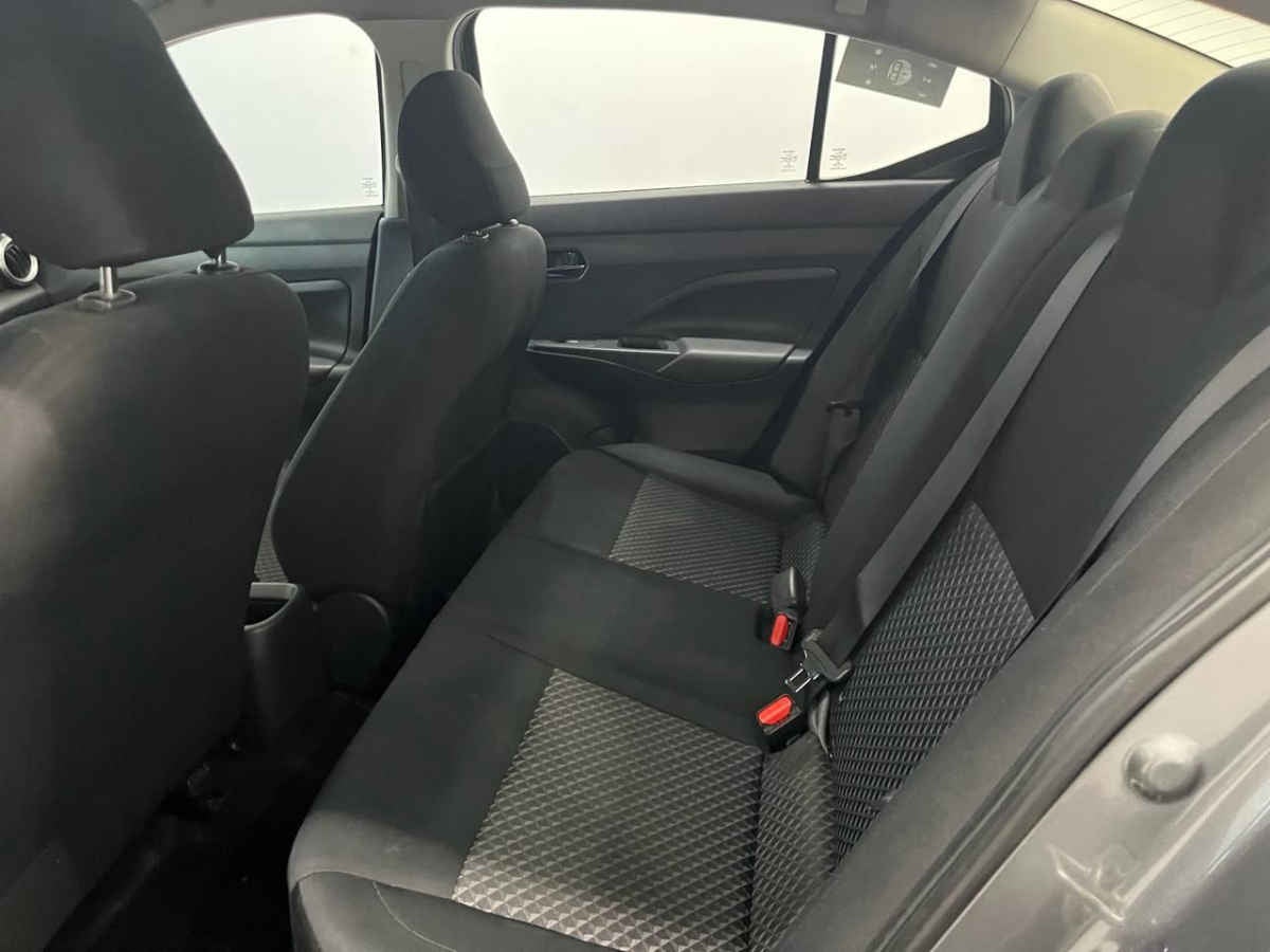2020 Nissan Versa 4p Sense L4/1.6 Man