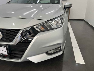 2021 Nissan Versa 4p Advance L4/1.6 Man