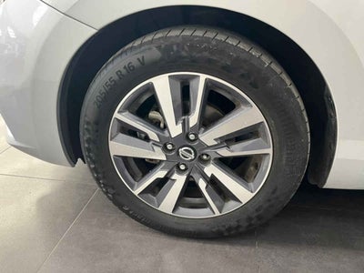2021 Nissan Versa 4p Advance L4/1.6 Man