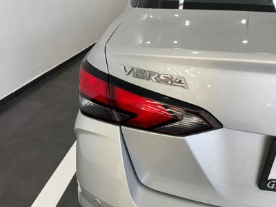 2021 Nissan Versa 4p Advance L4/1.6 Man