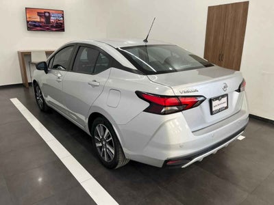 2021 Nissan Versa 4p Advance L4/1.6 Man