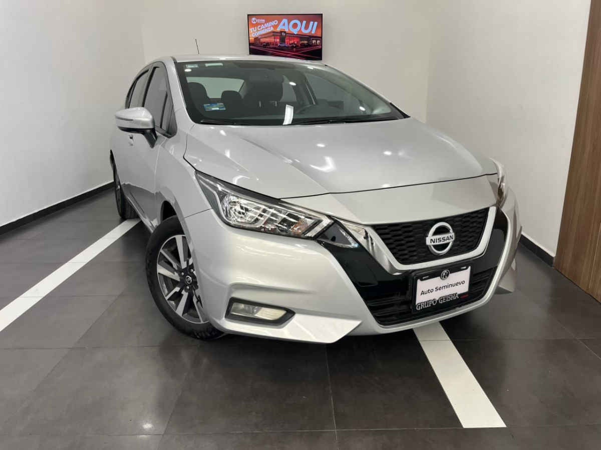 2021 Nissan Versa 4p Advance L4/1.6 Man