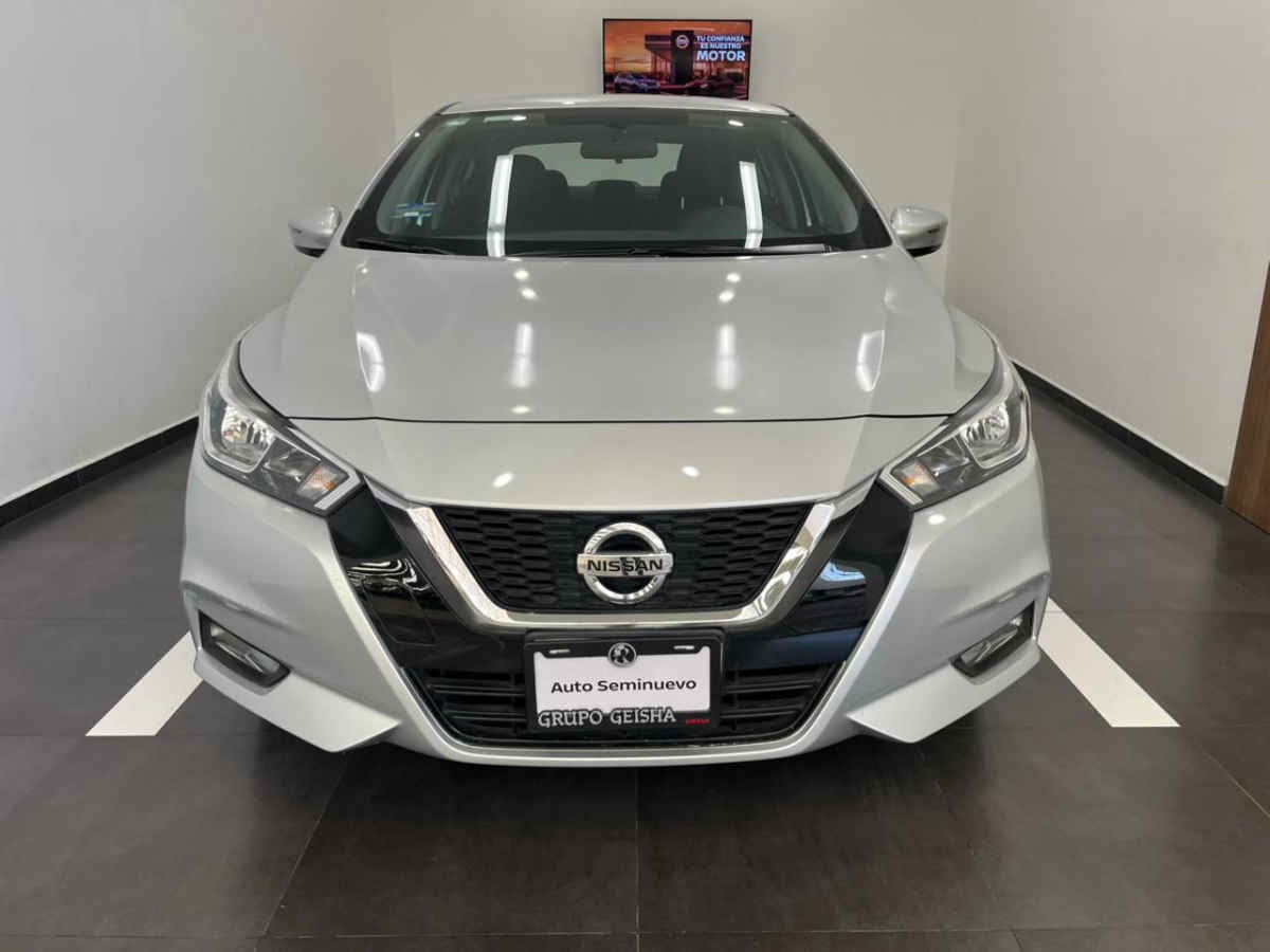 2021 Nissan Versa 4p Advance L4/1.6 Man
