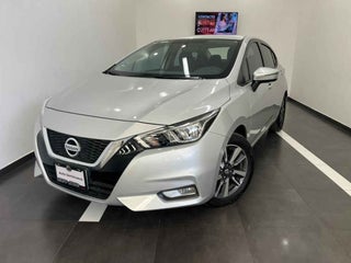 2021 Nissan Versa 4p Advance L4/1.6 Man