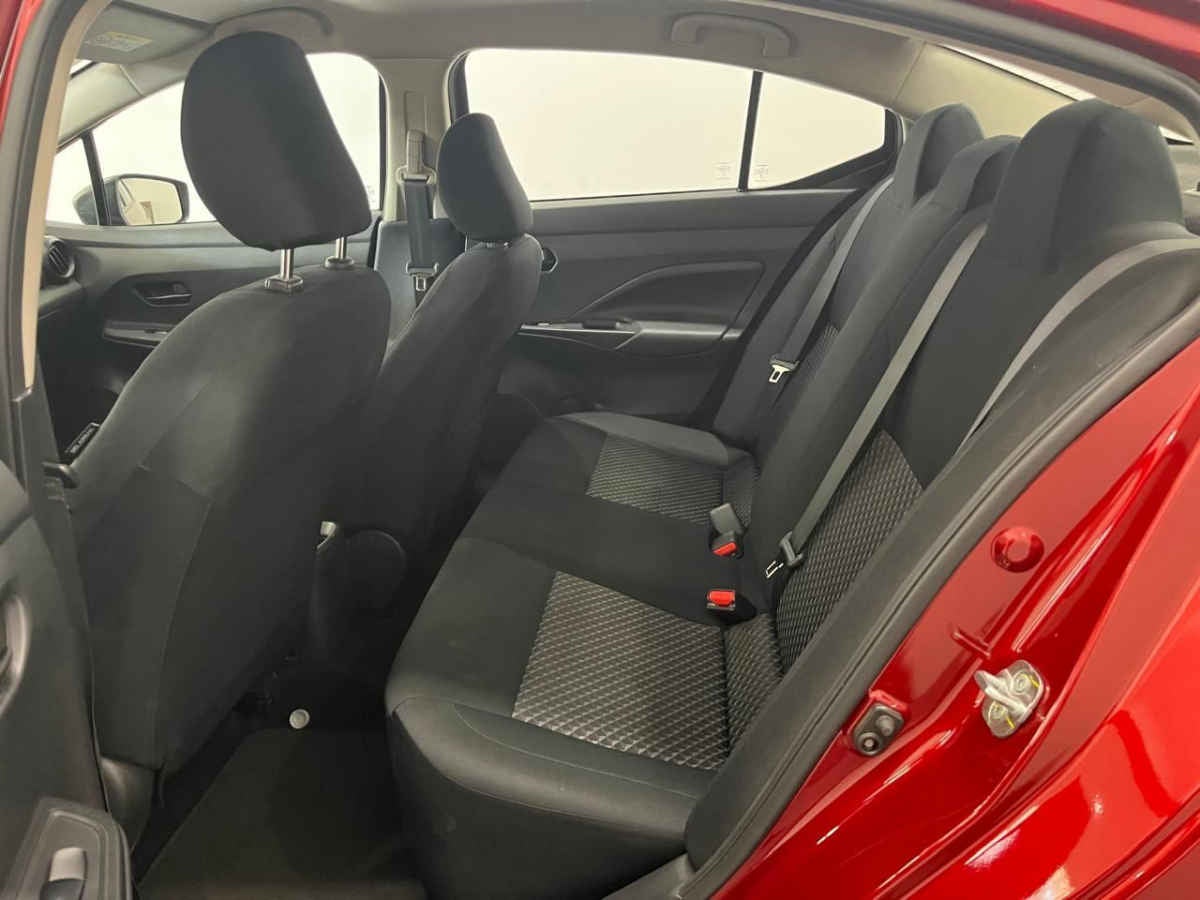 2024 Nissan Versa 4p Sense L4/1.6 Man