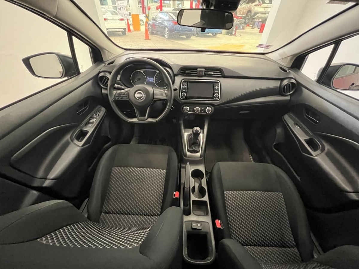 2024 Nissan Versa 4p Sense L4/1.6 Man