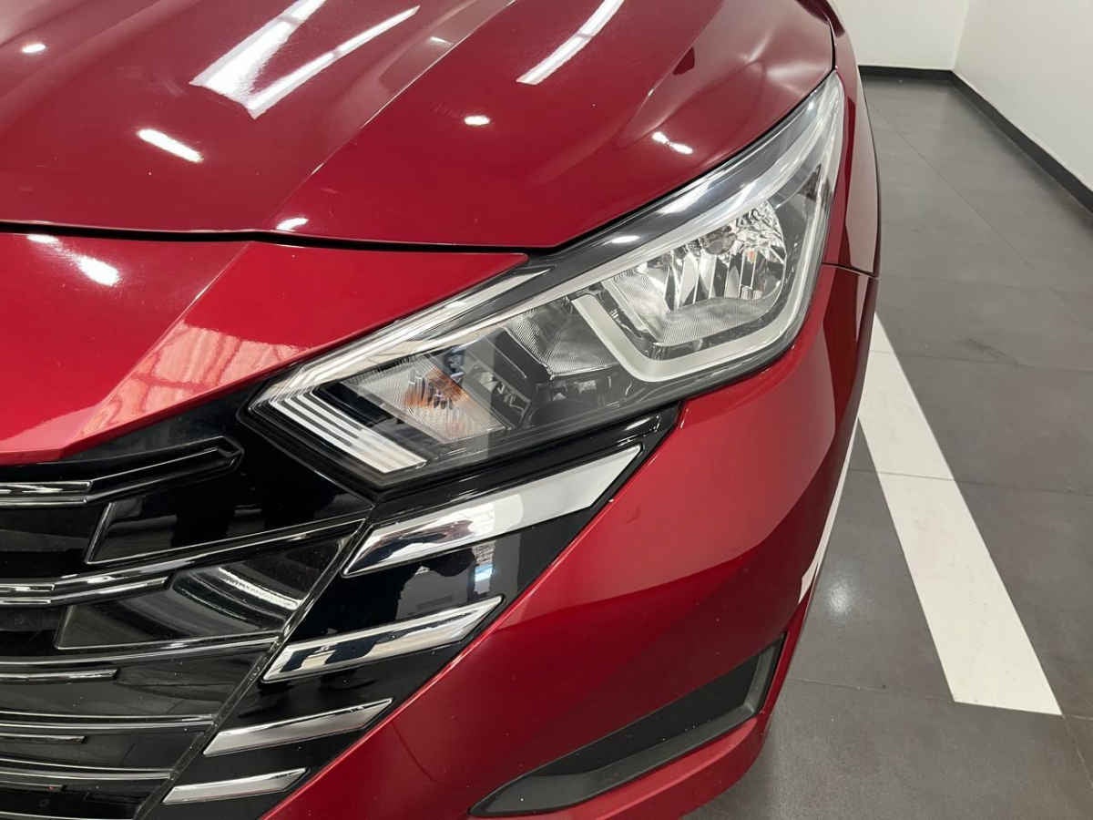 2024 Nissan Versa 4p Sense L4/1.6 Man