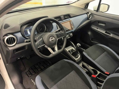 2025 Nissan Versa 4p Advance L4/1.6 Man