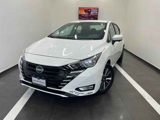 2025 Nissan Versa 4p Advance L4/1.6 Man