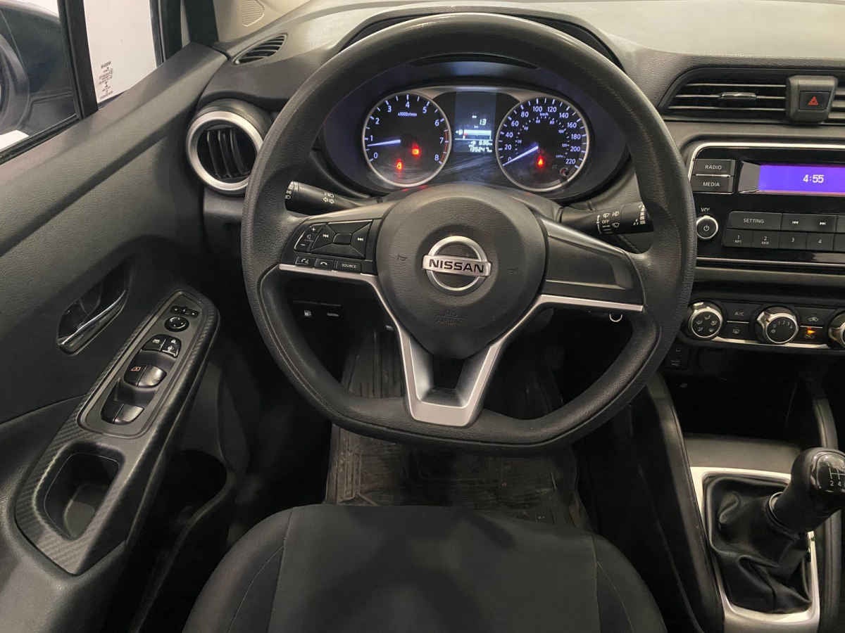 2022 Nissan Versa 4p Sense L4/1.6 Man