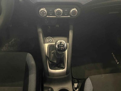 2024 Nissan Versa 4p Advance L4/1.6 Man