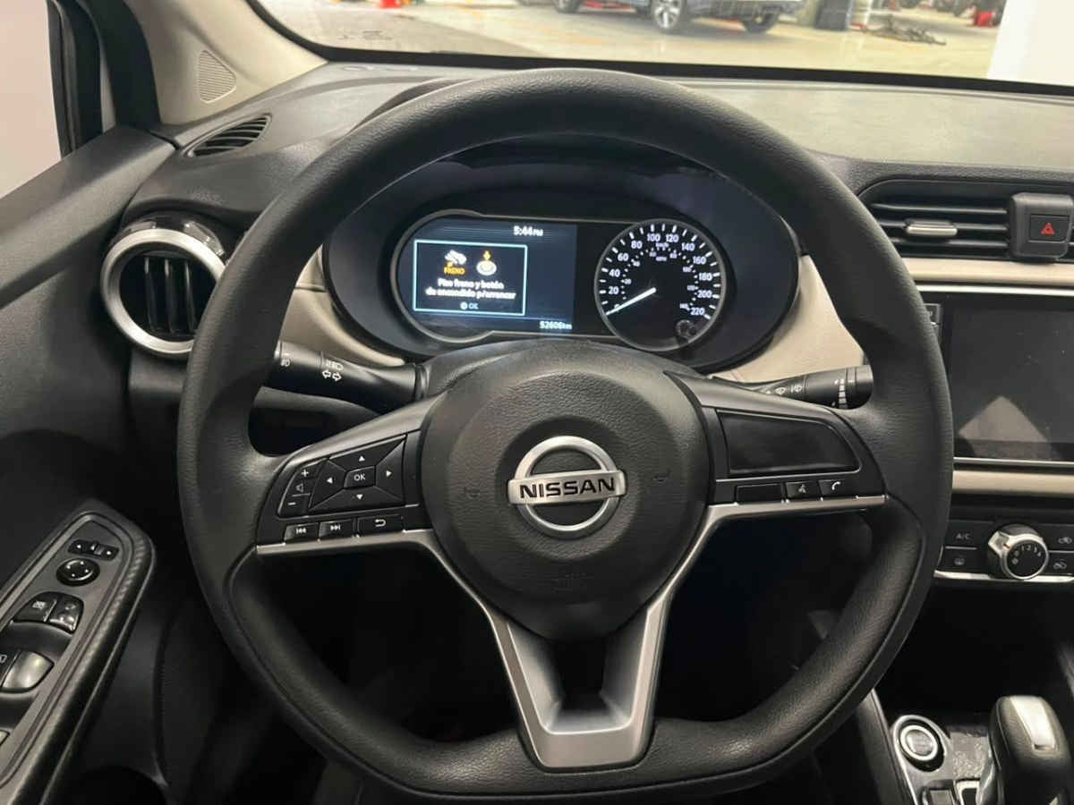 2020 Nissan Versa 4p Advance L4/1.6 Aut
