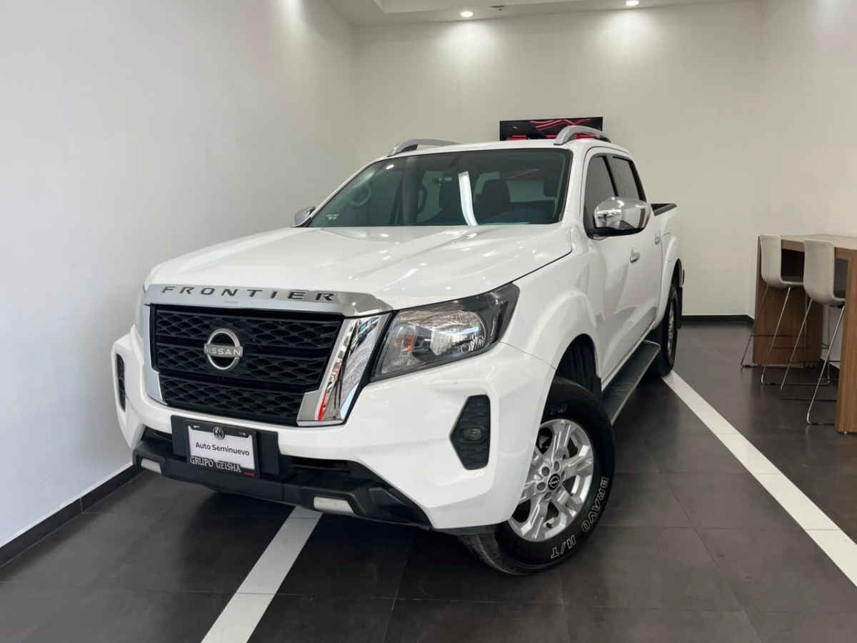 2024 Nissan Frontier 4p LE L4/2.5 Aut