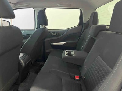 2024 Nissan Frontier 4p LE L4/2.5 Aut