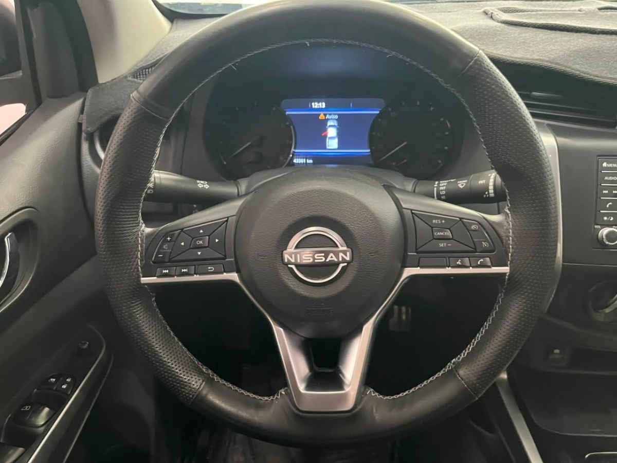 2024 Nissan Frontier 4p LE L4/2.5 Aut