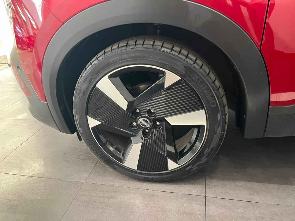 2025 Nissan Kicks 5p Platinum L4/2.0 Aut