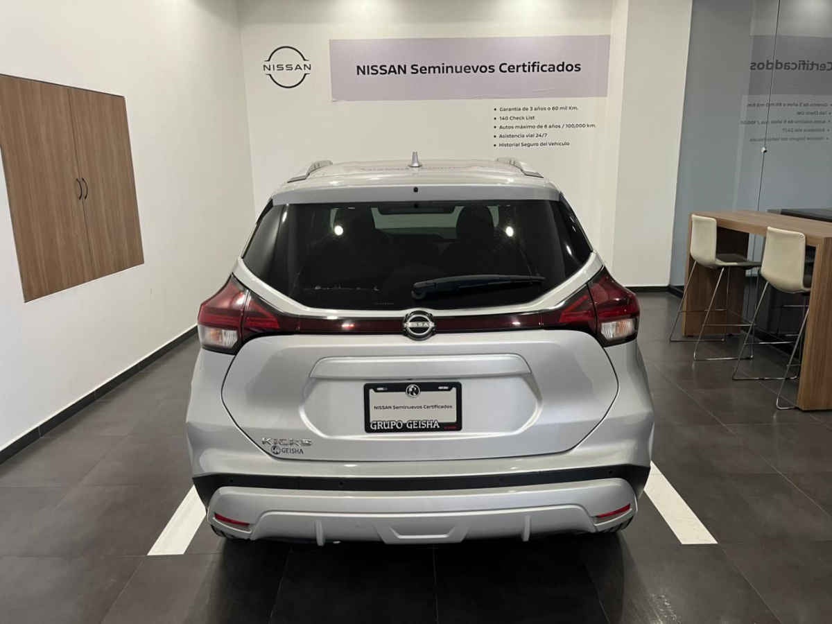 2024 Nissan Kicks 5p Exclusive L4/1.6 Aut