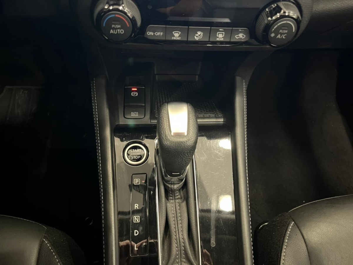 2023 Nissan Kicks 5p Platinum Bitono L4/1.6 Aut