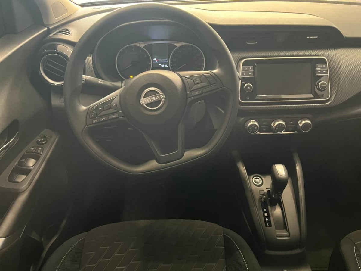 2024 Nissan Kicks 5p Advance L4/1.6 Aut