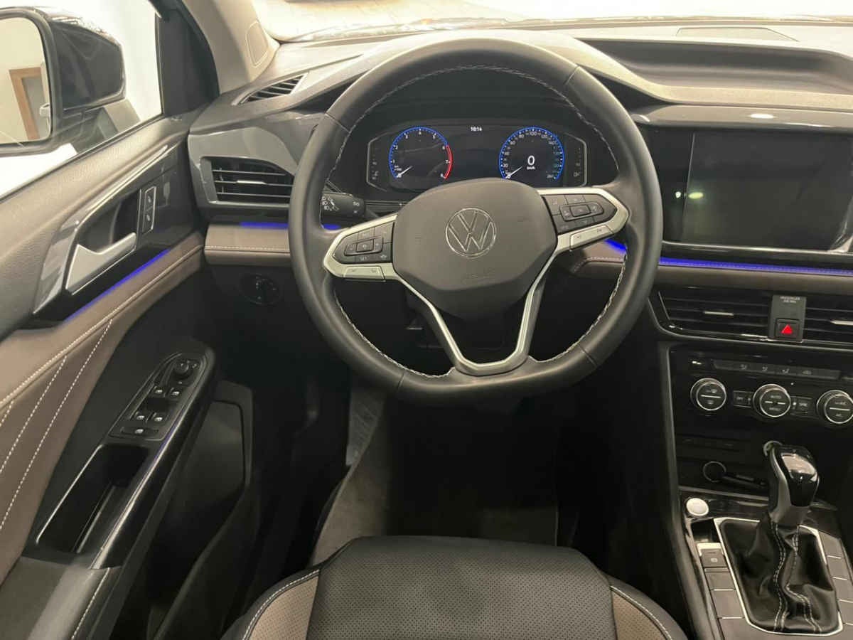 2024 Volkswagen Taos 5p Highline L4/1.4/T Aut