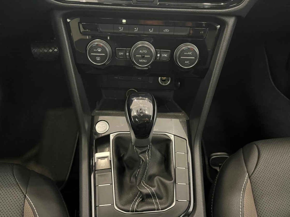 2024 Volkswagen Taos 5p Highline L4/1.4/T Aut