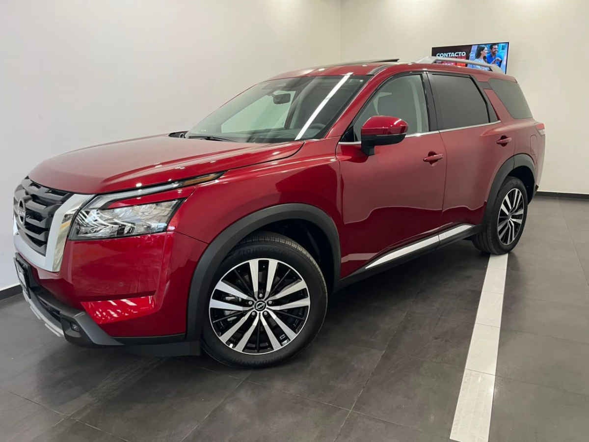 2025 Nissan Pathfinder 5p Platinum V6/3.5 Aut