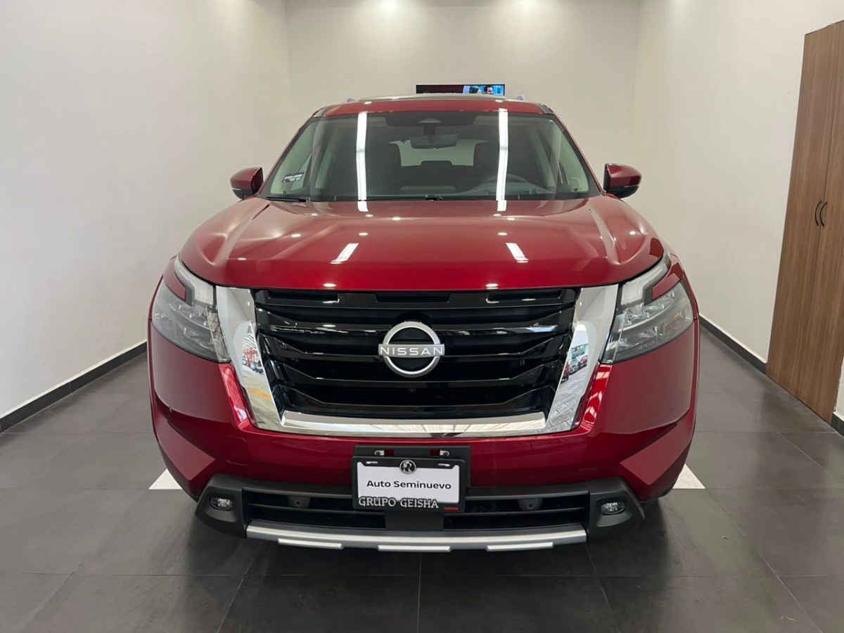 2025 Nissan Pathfinder 5p Platinum V6/3.5 Aut
