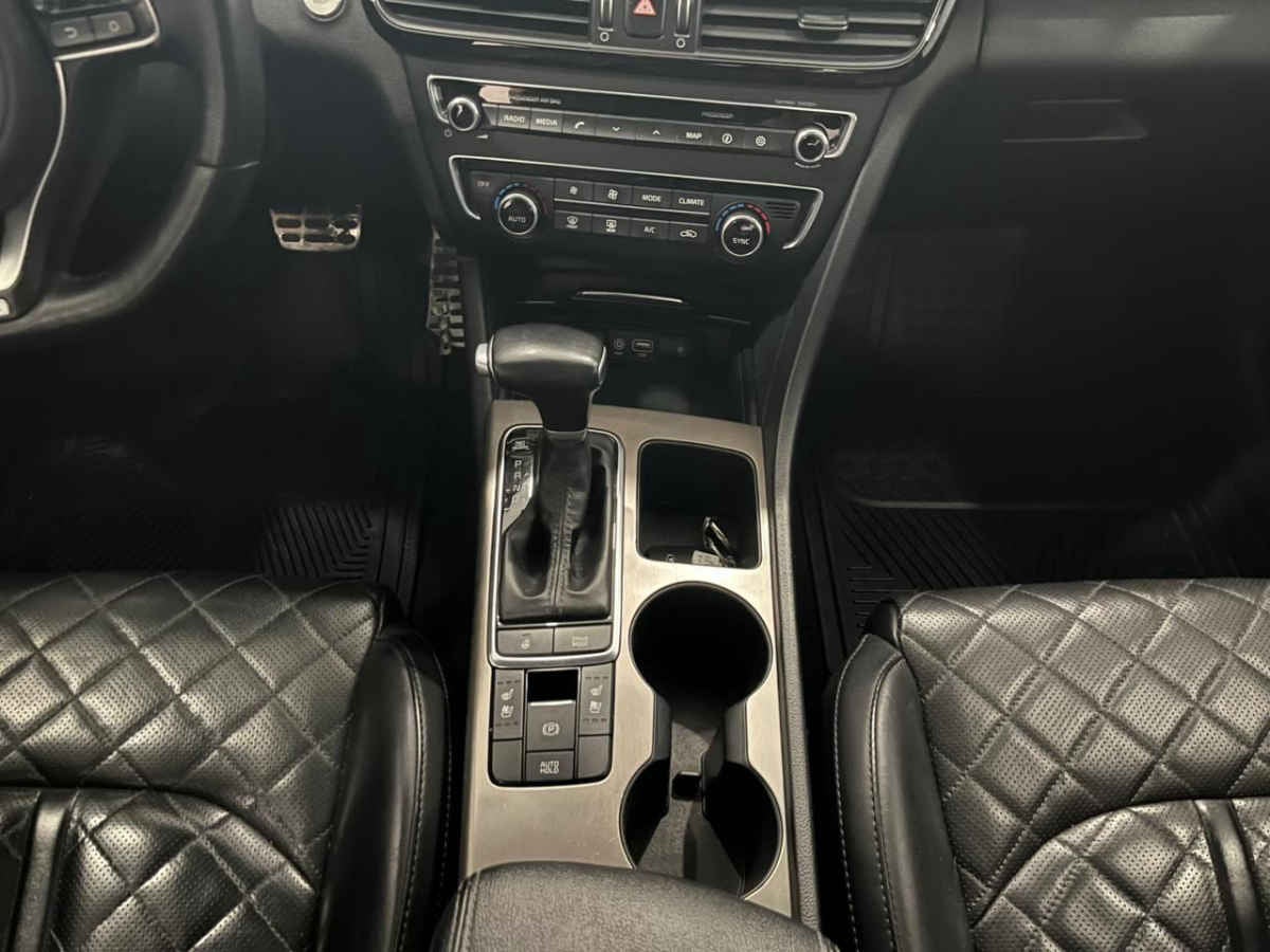2018 Kia Optima 4p SXL 2.0T TA Piel QCP GPS Harman Kardon RA-18"