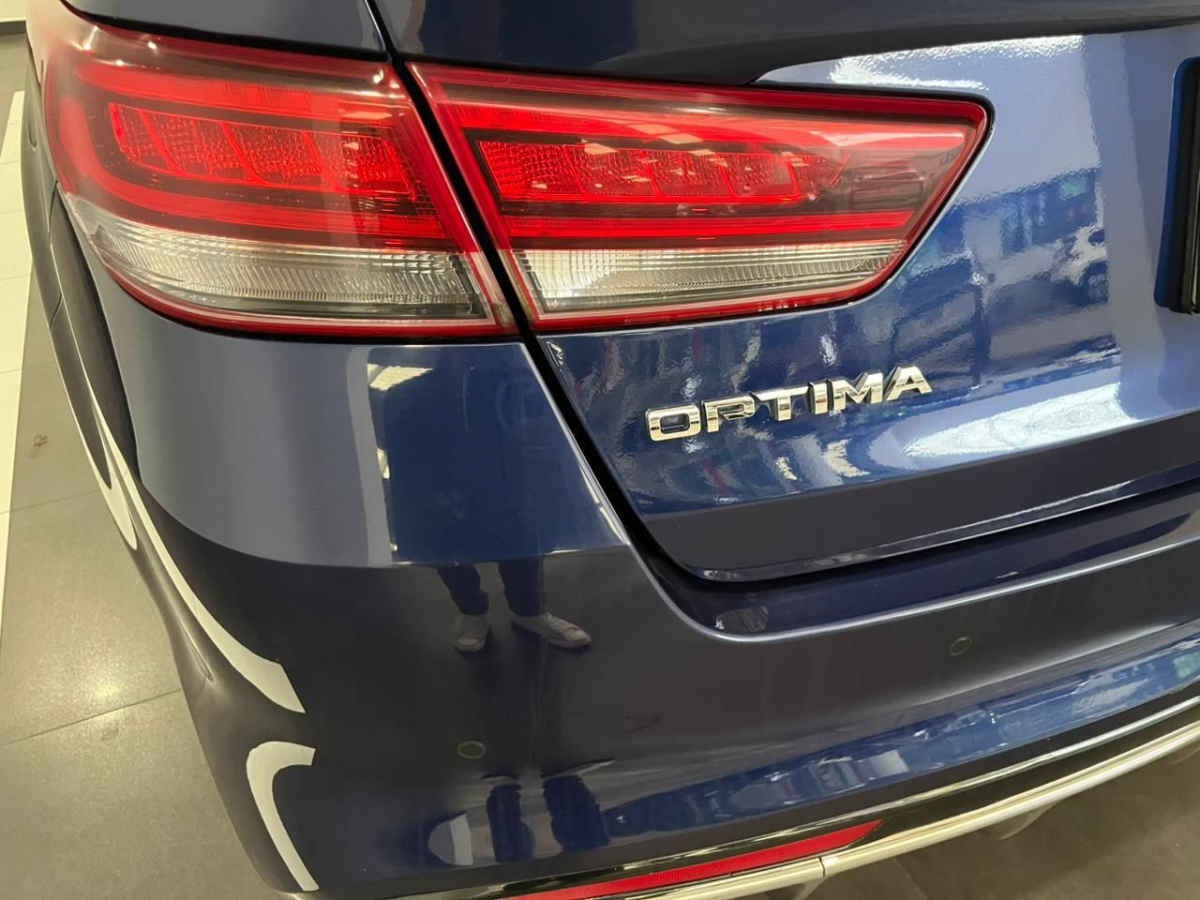 2018 Kia Optima 4p SXL 2.0T TA Piel QCP GPS Harman Kardon RA-18"