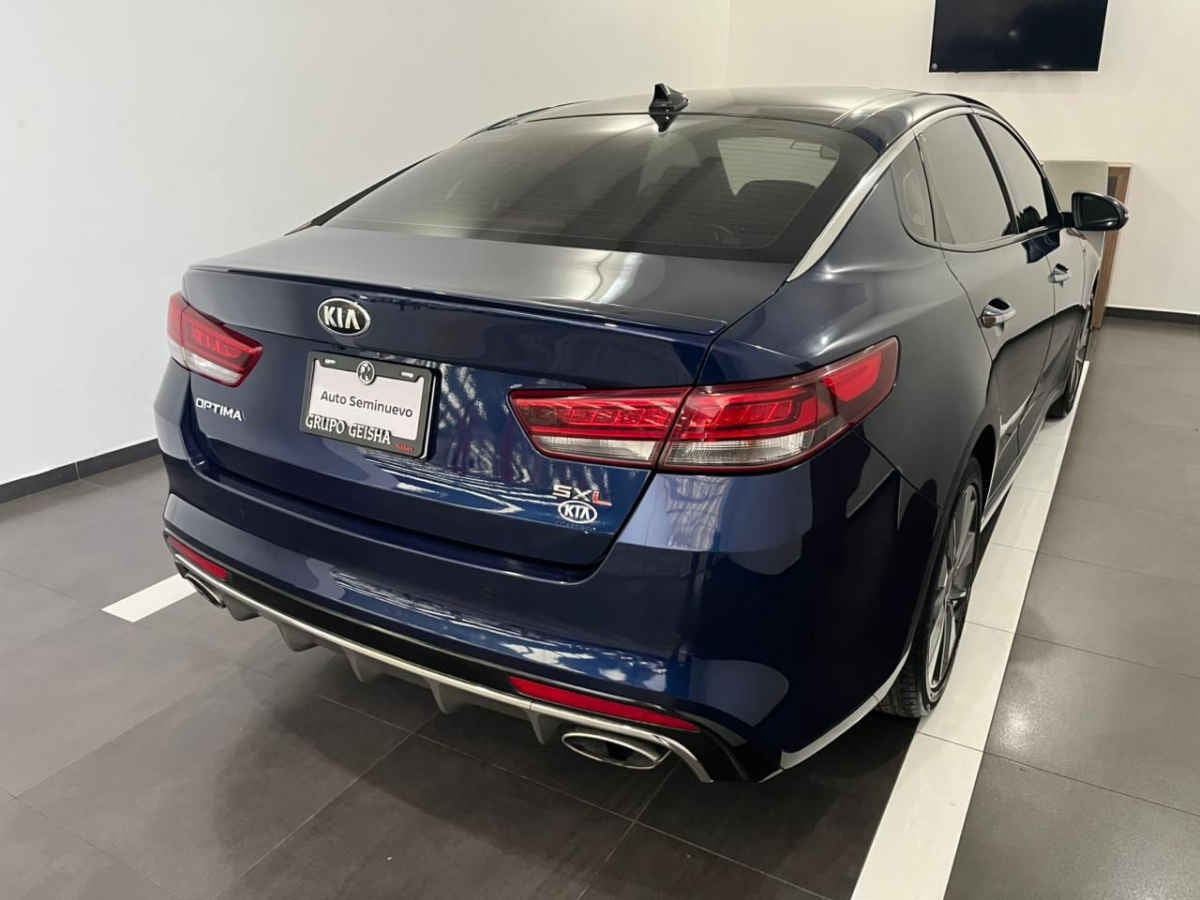2018 Kia Optima 4p SXL 2.0T TA Piel QCP GPS Harman Kardon RA-18"