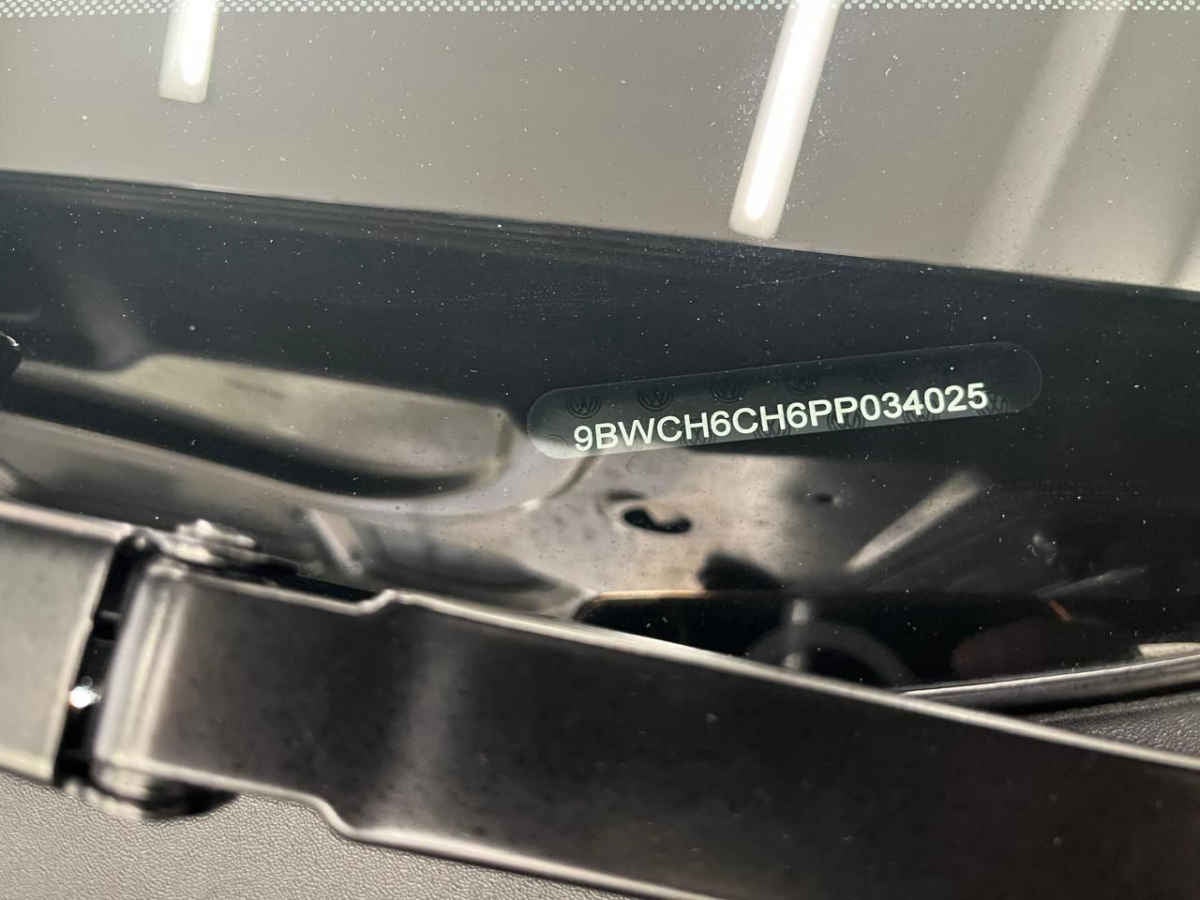 2023 Volkswagen Nivus 5p Highline L3/1.0/T Aut